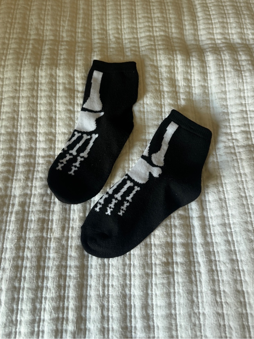 NWOT Skeleton Foot Bone Ankle Socks Black White Goth Halloween Novelty⁠